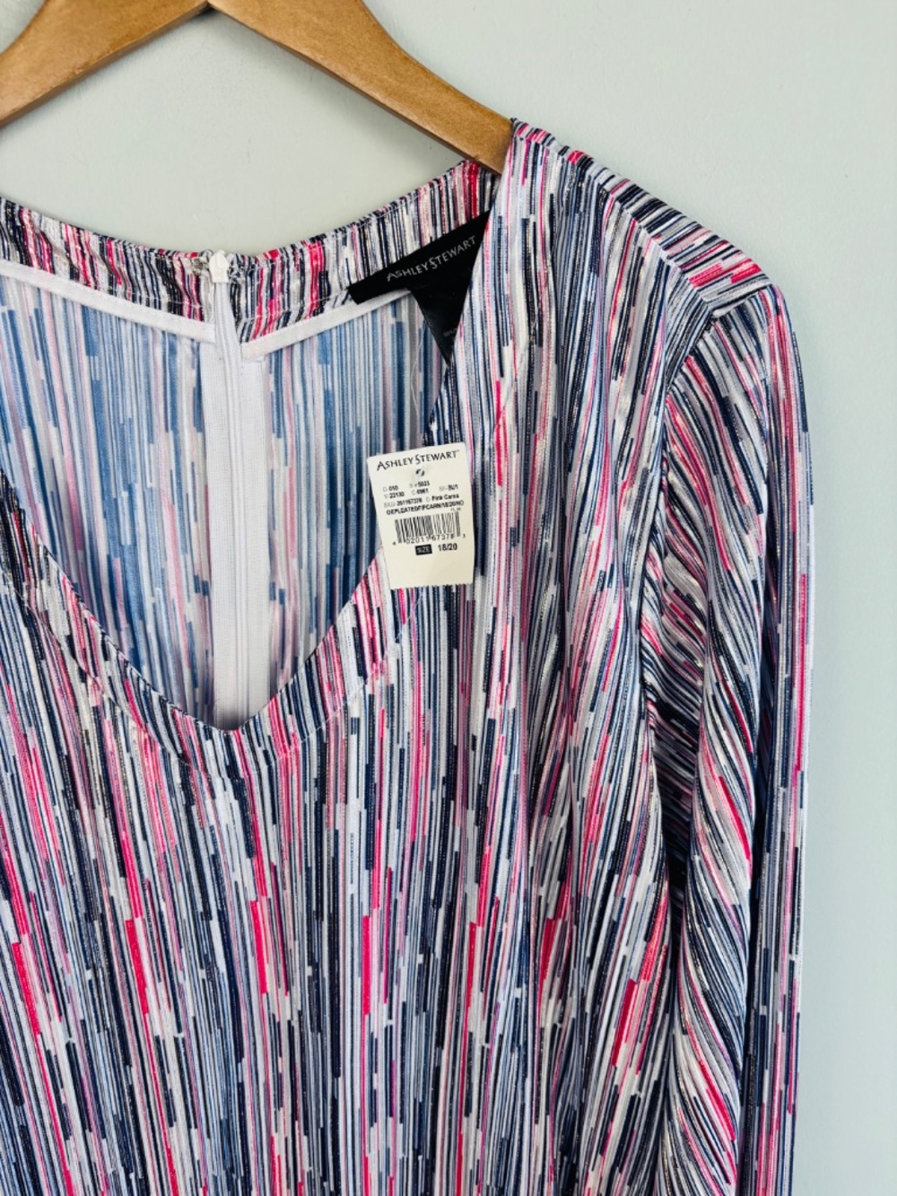 Ashley Stewart  Printed Metallic Jumpsuit NWT Size 18/20